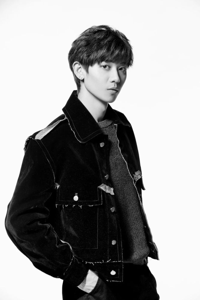 银河少年团 i 出道一周年特辑-熊威_腾讯新闻