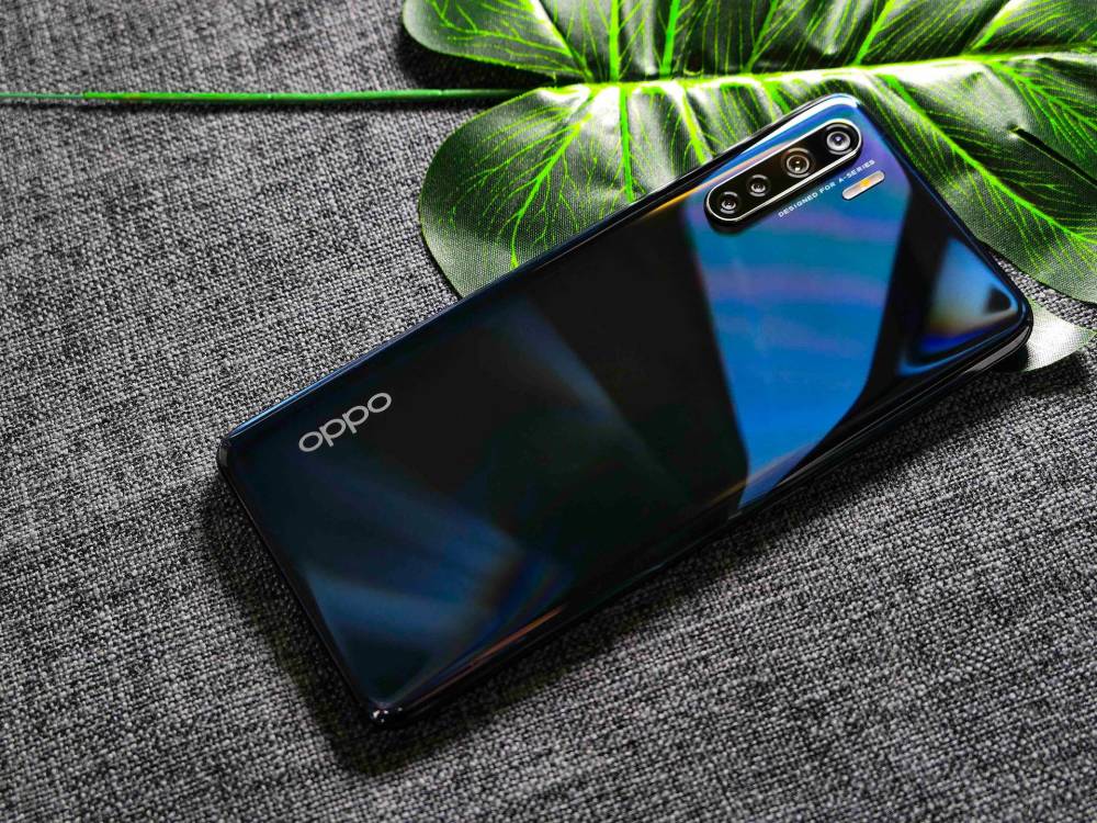 轻薄 4800万高清四摄 时尚又不缺实力的oppo a91上手体验_腾讯新闻