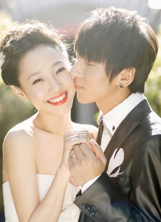 白百何人设再崩塌与前男友旧情复燃实为插足成也小三败也小三