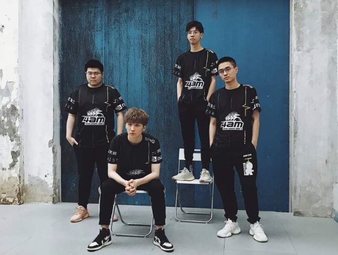 4am被开会omg也被开会这莫非就是绝地求生的传统