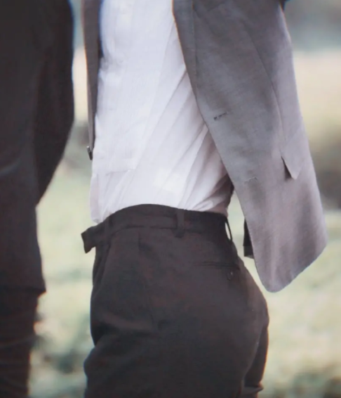 人红是非多,肖战被扒出道前就做"臀部填充"?照片一出打脸无数黑粉