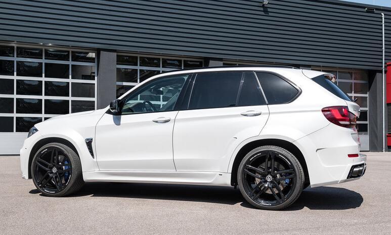 最强宝马x5来啦!4.4t双涡轮v8动力榨出750马力,性能不输奔驰g