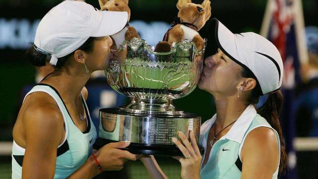 中国网球大满贯冠军多低调嫁百亿富豪老公生活比普通人还低调