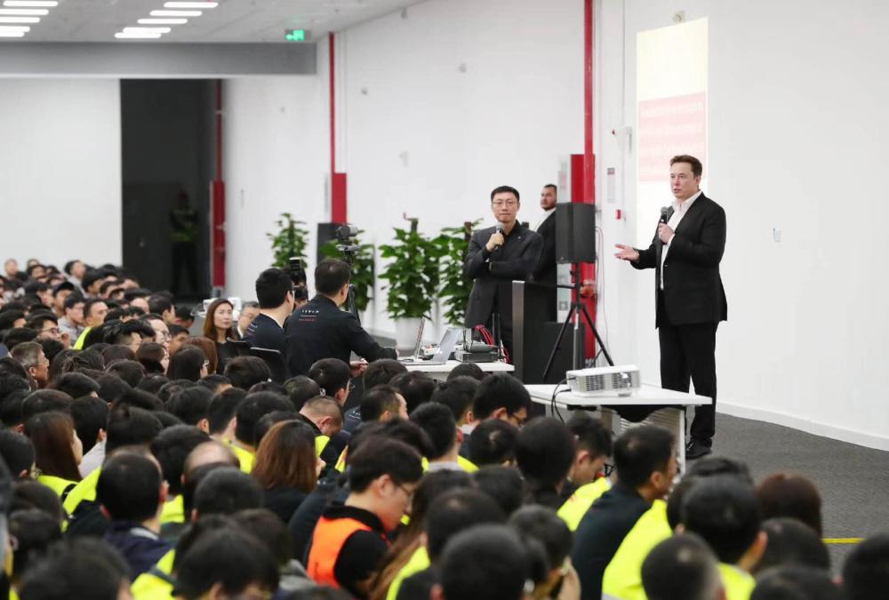 特斯拉向中国用户交付国产Model 3 中国成其股价“摇摆因素”