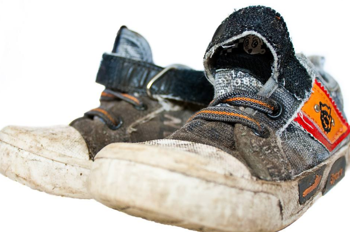运气测试:扔掉一双不要的旧鞋子,测出你心中最害怕的东西!