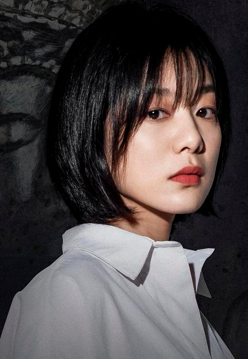 王真儿网剧唐人街探案中扮演阿温曾两次合作李现被称为高级脸