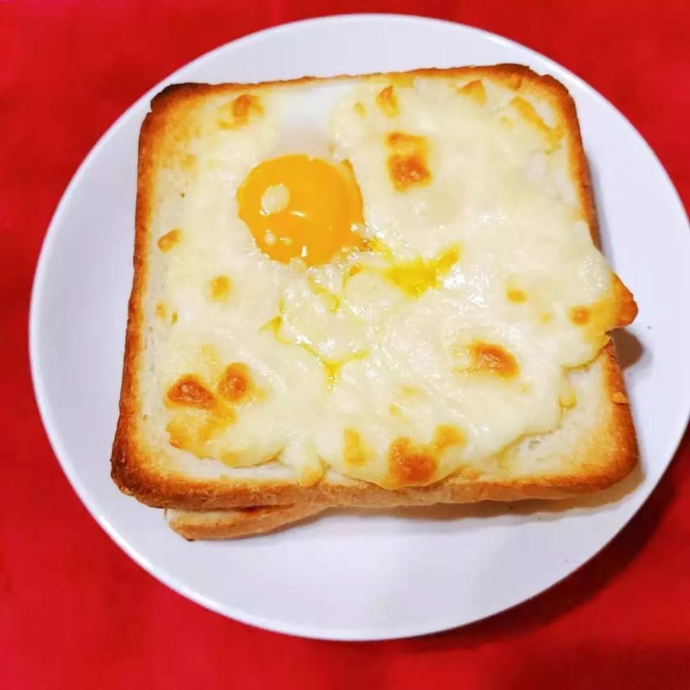 芝士鸡蛋爆浆吐司