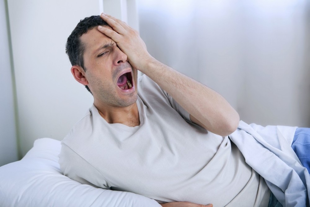 脑梗来临,会有"1黑,2多,3痛",别当小病忽视!