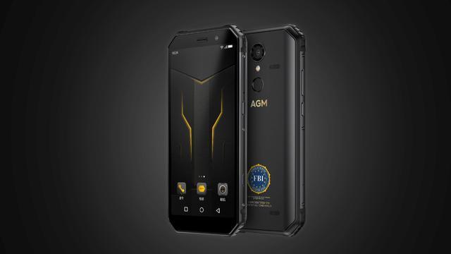 fbi特工都在用的手机,5400mah大电池和4个喇叭,还可以泡水