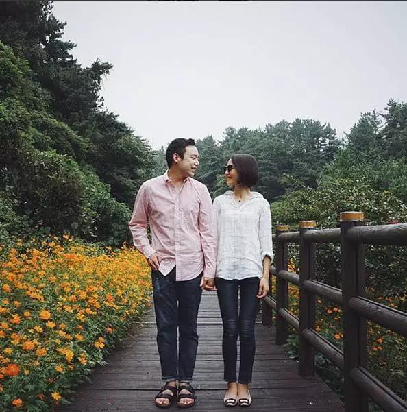旅行情侣拍照技巧(情侣旅行照片怎么拍)