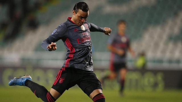 武磊迎来最佳搭档?皇马旧将接受西班牙人体检