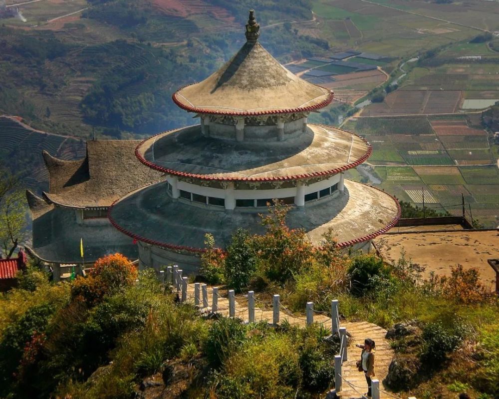山巅之上的霞浦古龙寺