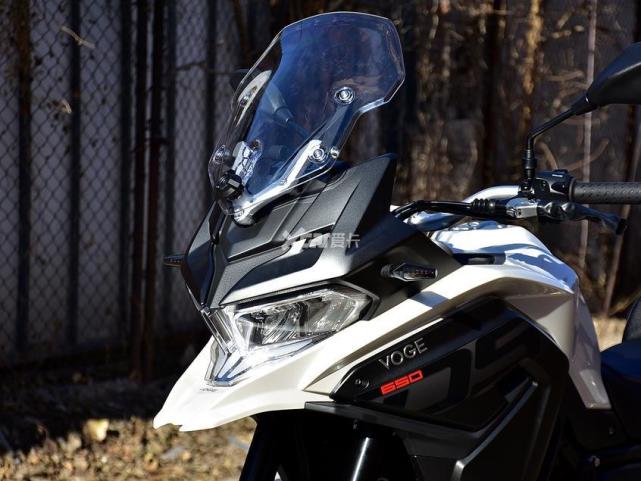 性能当先的国产硬派adv 无极650ds实拍