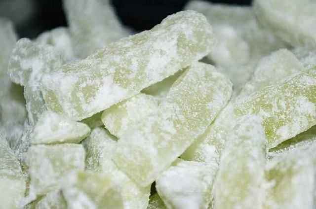 麦芽糖的制作历史虽然非常悠久,但它似乎总是会和路边摊联系在一起.