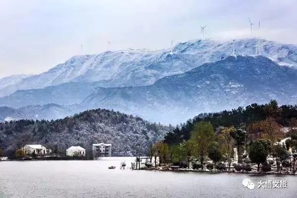 大悟賞雪正當時我慢慢的聽雪落下的聲音