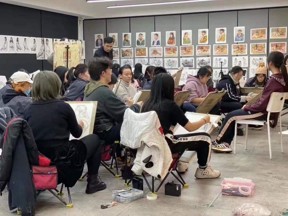 寒假将至,杭州画室寒假班持续火热,温暖这个冬天