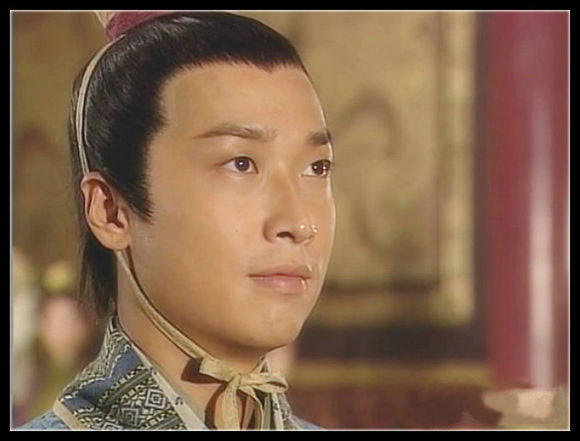 饰演男主角曹植的是tvb当家小生马浚伟,一直觉得他身上有种儒雅之气