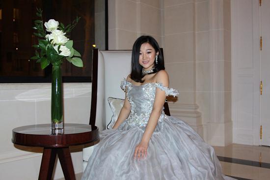 赌王女儿与众名媛同框坐C位，任正非小女儿陪同颜值抢镜（组图） - 8
