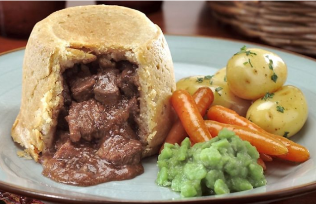 腥臊的味道被封印在布丁中瞬间爆发,这却是英国著名的一种料理:beef