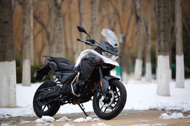 热度极高的国产拉力车,冰天雪地实拍解析无极650ds!