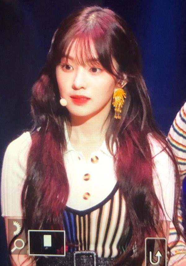 irene可爱刘海造型