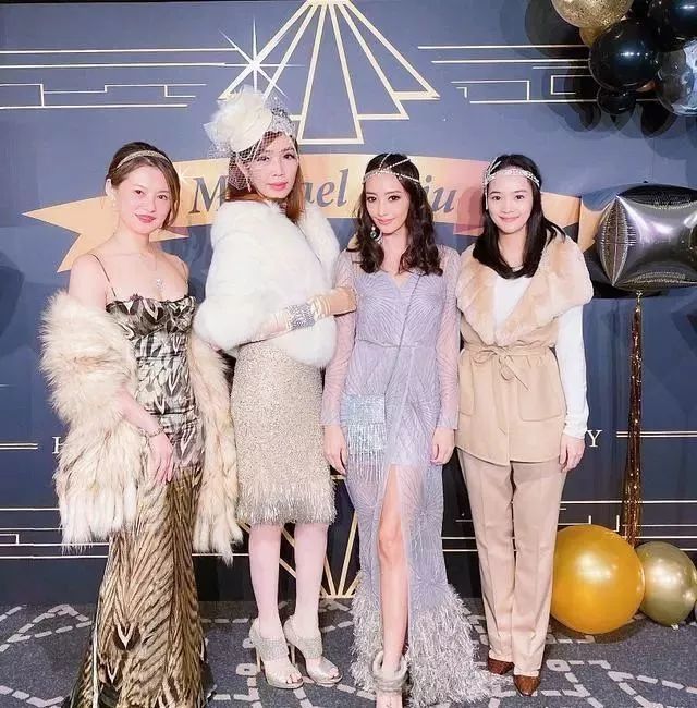 顶级贵妇团聚会开挂人生不是光靠钱加持