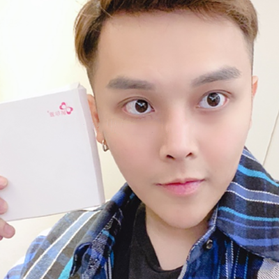 小猪先生为打广告不惜晒出自己整容前旧照真当自己没女粉了