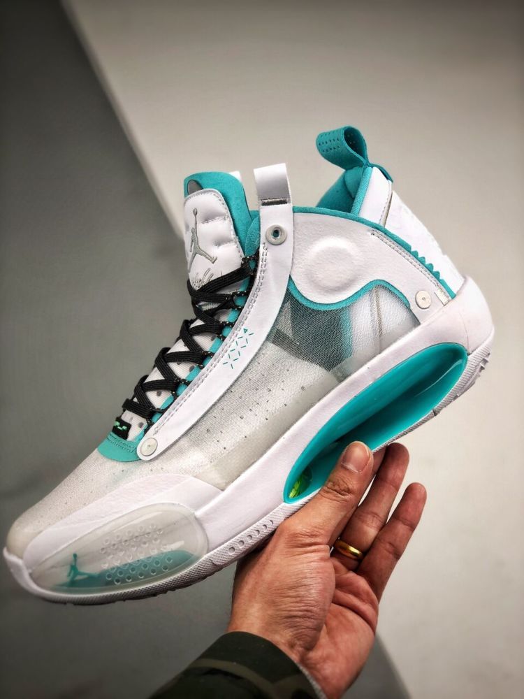 郭艾伦cba全明星专属配色!air jordan 34代黑红开箱测评