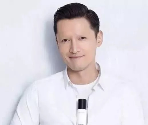 当男星刮掉眉毛李晨习惯了吴磊还好看到杨洋伤不起