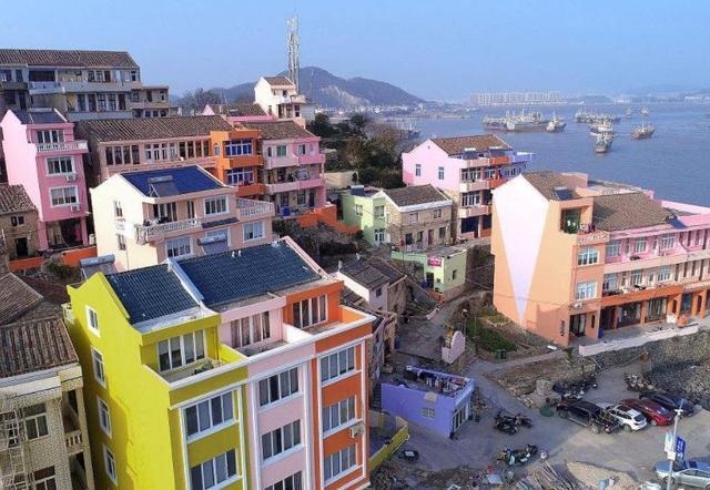 五彩斑斓的小渔村,不要门票不宰客,还保留淳朴的打渔生活方式