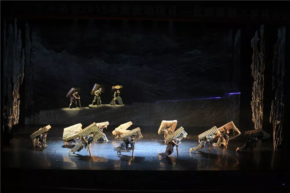 民族舞剧《茶马古道》迎来首演_腾讯新闻