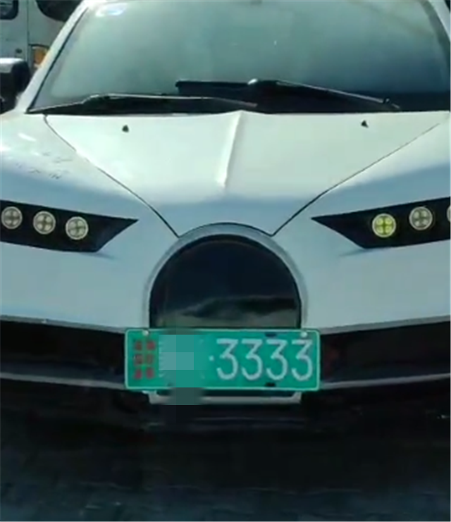 挂3333车牌的布加迪现内蒙当地唯一一台还是山寨的