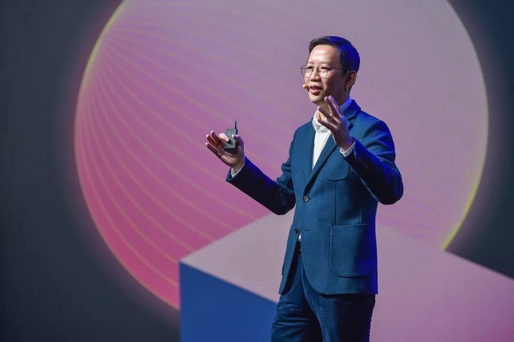 腾讯主要创始人之一,原cto张志东发表演讲