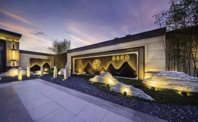 这才是庭院景墙该有的样子