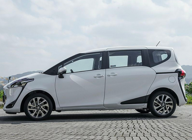 丰田小埃尔法更新侧滑门很方便若引进谁还要卡罗拉