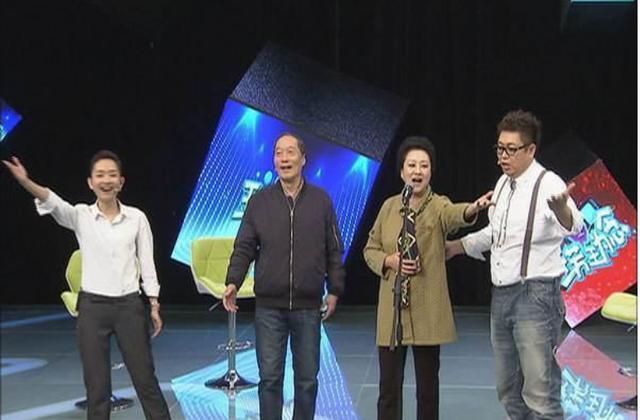 44岁王芳素颜变化大,大小王合作12年太默契