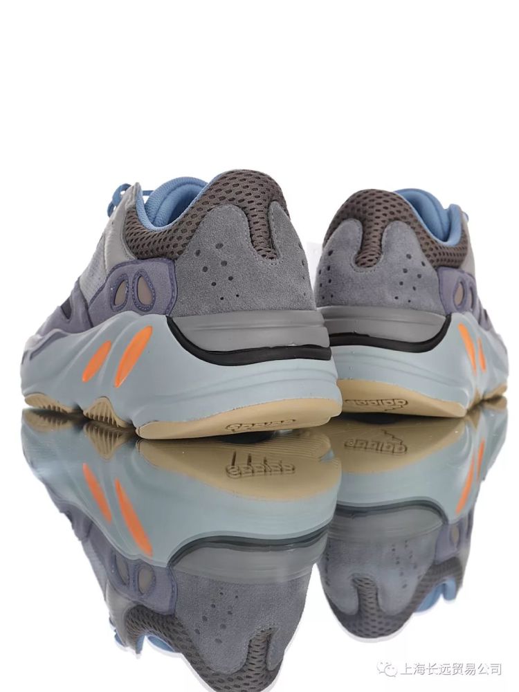 椰子yeezyboost700v1碳蓝多色拼接