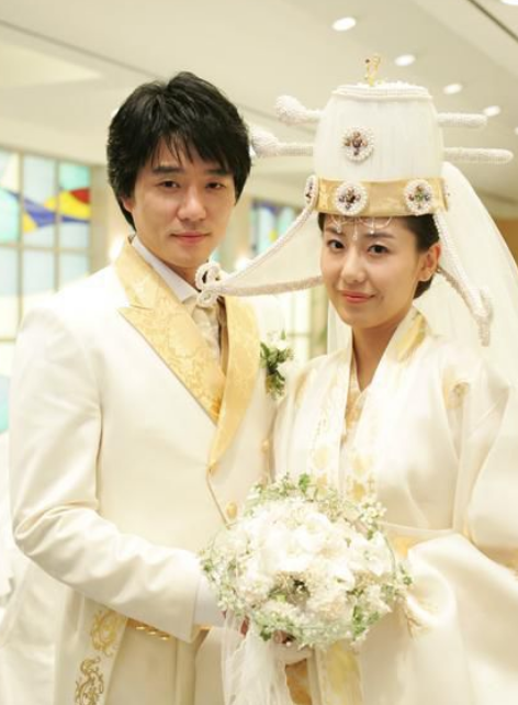 由孙文权执导,任成汉编剧,韩惠淑,尹晶喜,李泰坤,赵延佑等人主演.