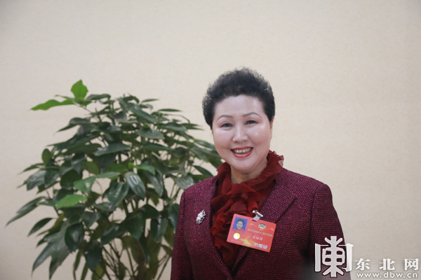 省政协委员周丽萍.