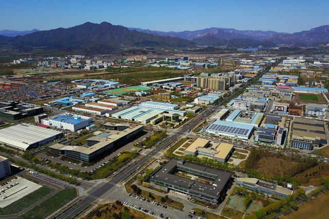 委员建议:在怀柔科学城打造世界一流科学仪器产业园