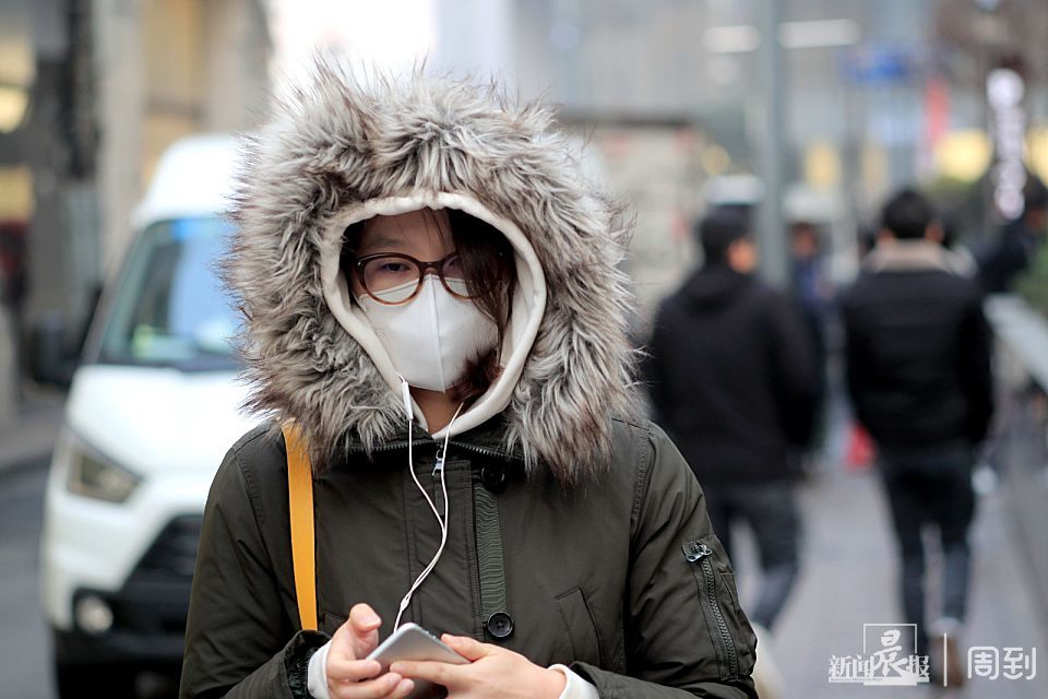 上海空气质量不佳口罩成出行标配
