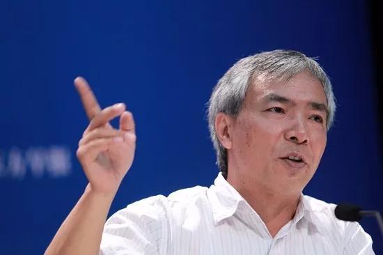 打开腾讯新闻,查看更多图片 >作者简介:刘勇,笔名"格非",生于1964年