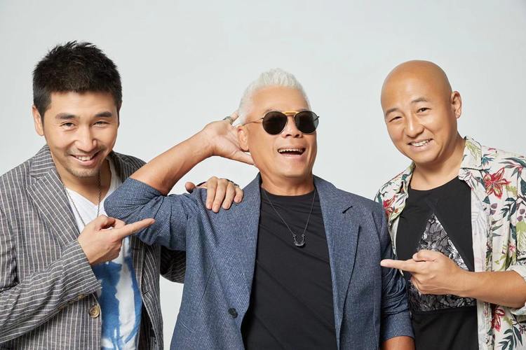 既硬又in的"绿皮车",有份量更有力量_腾讯新闻