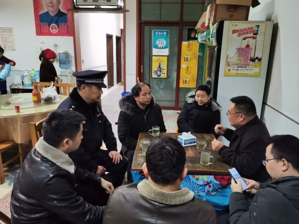 派出所民警进行矛盾纠纷调解▲行政拘留寻衅滋事违法行为人▲抓获