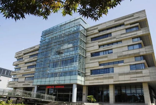 奉贤图书馆将于今日正式开馆!|奉贤区图书馆|奉贤区|春节