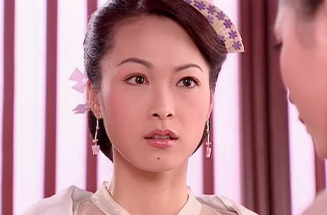 "长孙皇后"童爱玲晒近照,皮肤紧致少女感十足,47岁仍想生二胎