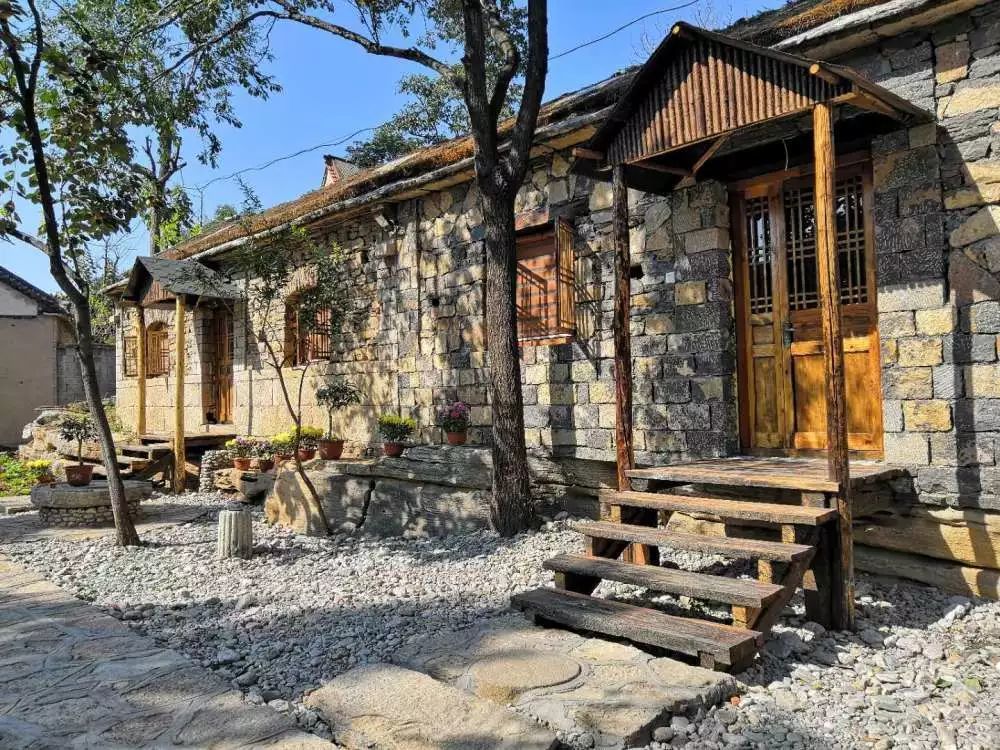 淄博石头村的民宿生活