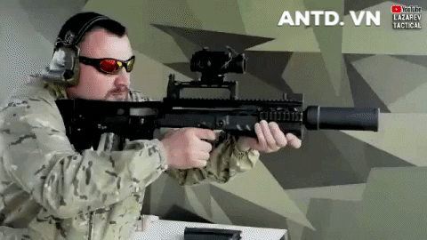 俄式暴力美学!12.7毫米步枪,一枪击穿装甲车,特种兵才能扛住后坐力