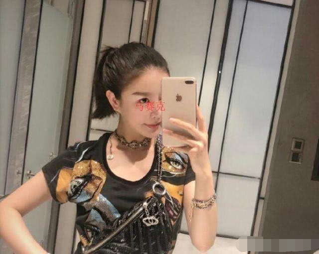 玛莎拉蒂女司机下跪河南玛莎拉蒂女司机谭明明个人资料5