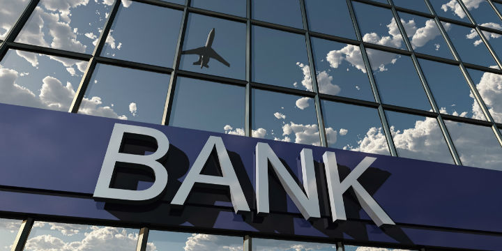 24家银行披露业绩快报：近七成银行营收和净利均呈两位数增速